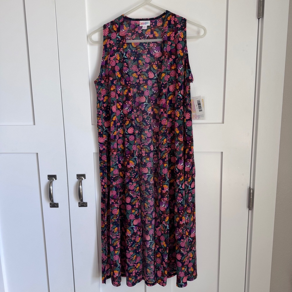 NWT LuLaRoe Joy Size Small Sleeveless Duster Vest with Side Slits Floral Print